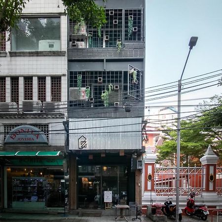 Zhelter'Bkk Hostel Bangkok Ngoại thất bức ảnh
