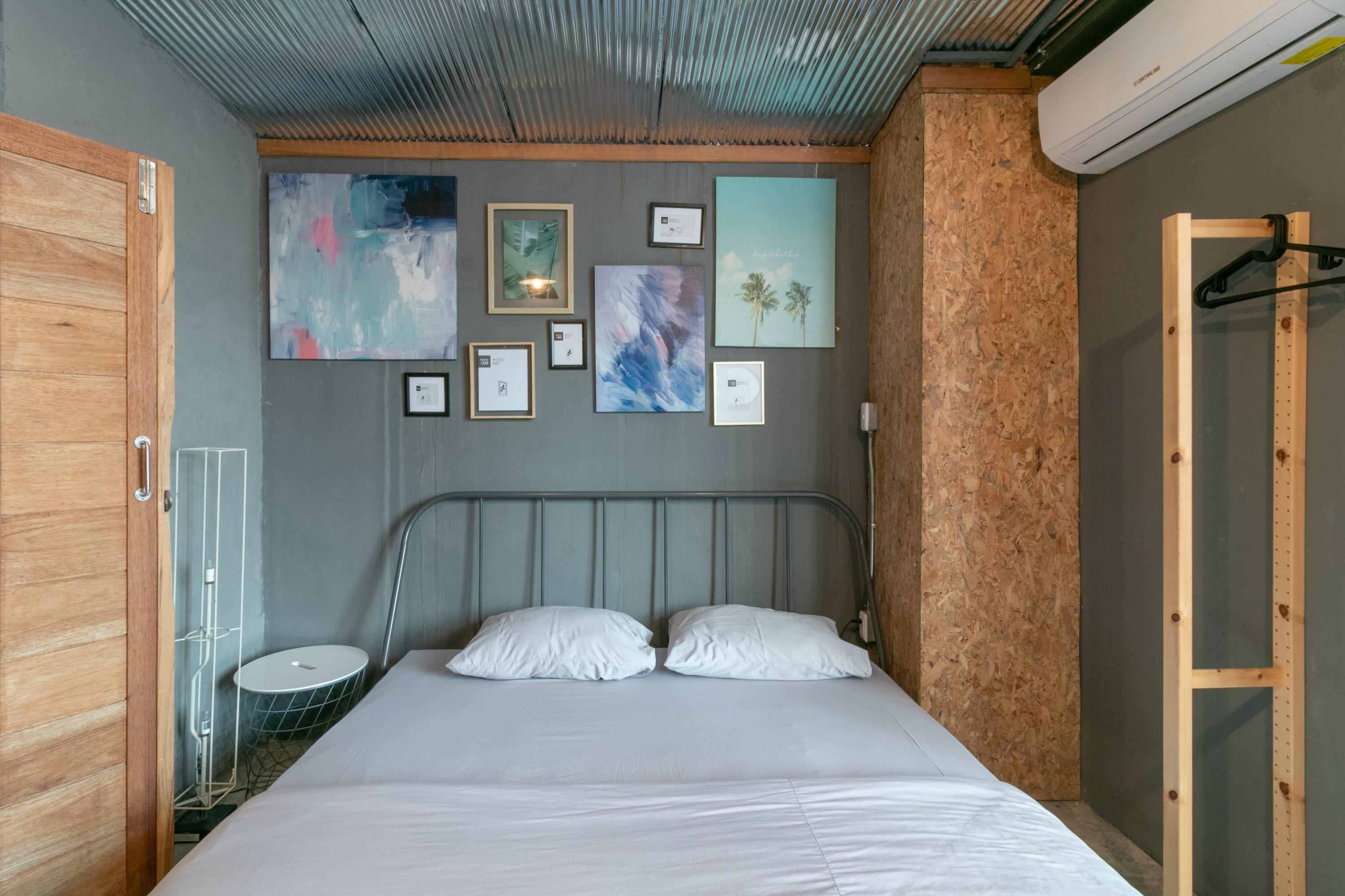 Zhelter'Bkk Hostel Bangkok Ngoại thất bức ảnh