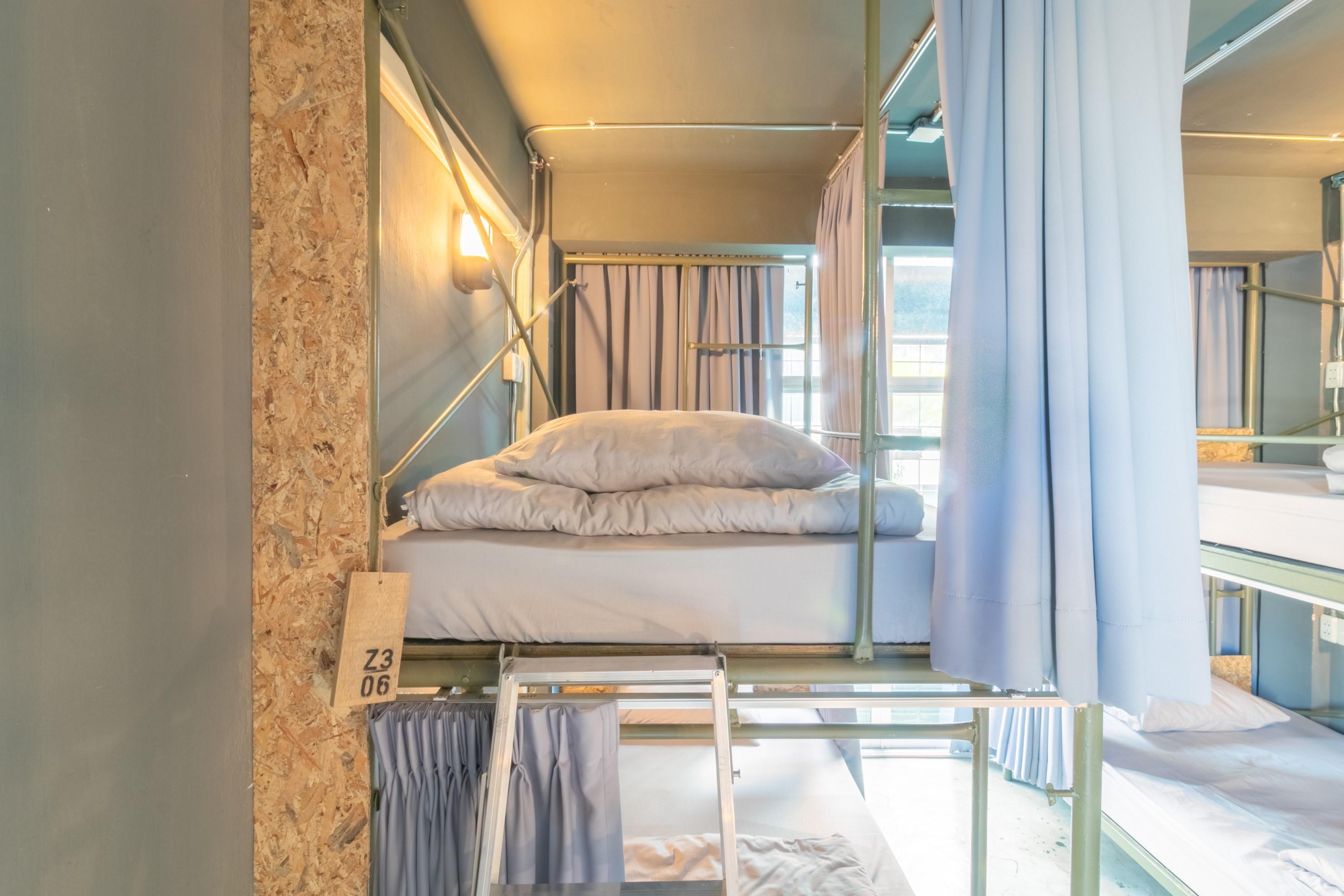 Zhelter'Bkk Hostel Bangkok Ngoại thất bức ảnh